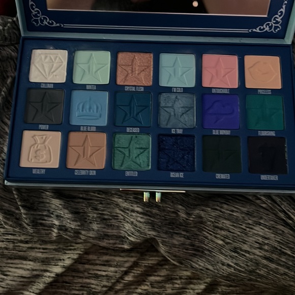 Jeffree Star Blue Bloods - Picture 4 of 4